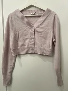 100% cashmere Cropped Pink V-Neck Button Cardigan Sweater